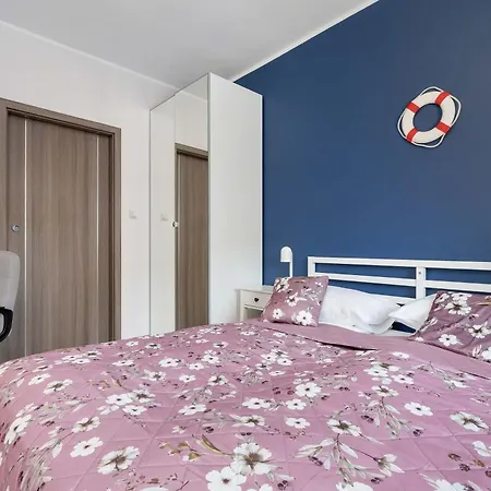 Stylish & Modern With Parking And Balcony By Renters * Gdynia