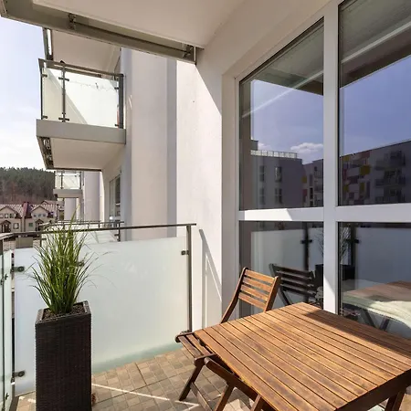 Stylish & Modern With Parking And Balcony By Renters Gdynia